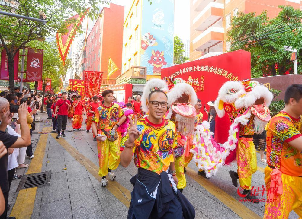 4月19日，广州市天河区石牌村举办北帝诞文化巡游活动。