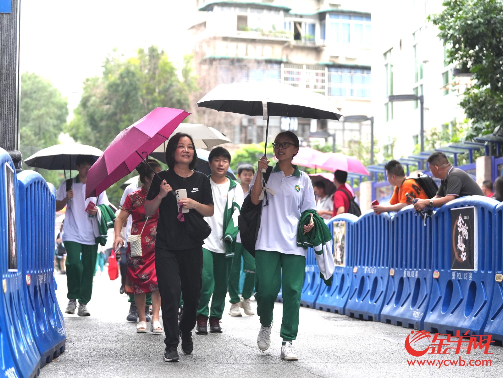  预计高考期间广东有风雨天气，请做好防御工作。羊城晚报记者 梁怿韬 摄（资料图）