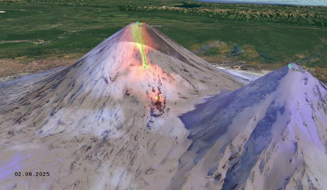 俄罗斯科学院远东分院火山学与地震学研究所3日发布的图片