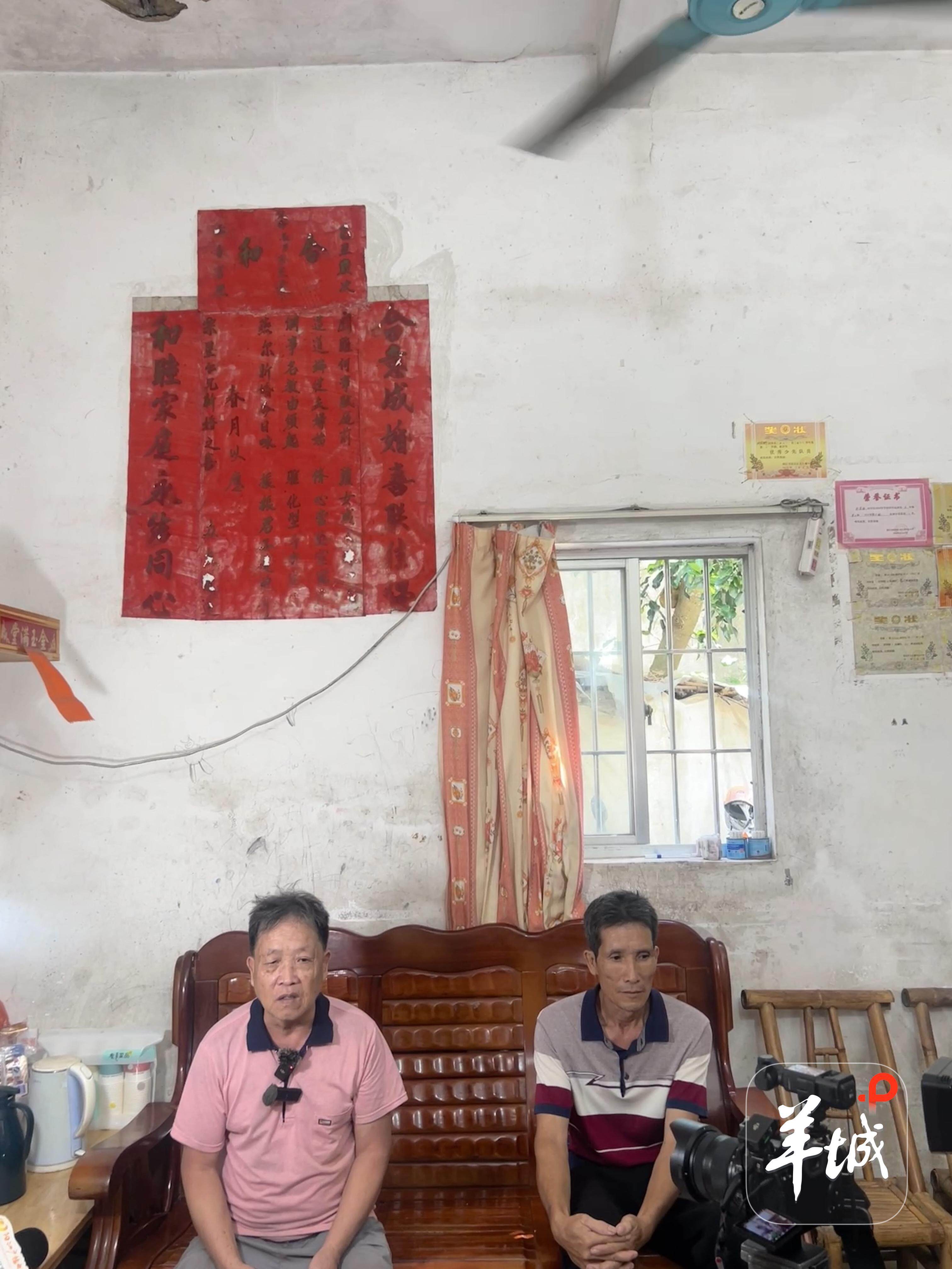 邱能庆烈士后人接受采访