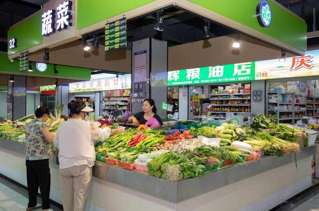 改造后的社岗综合市场 王敬新 摄 改造后的社岗综合市场 王敬新 摄