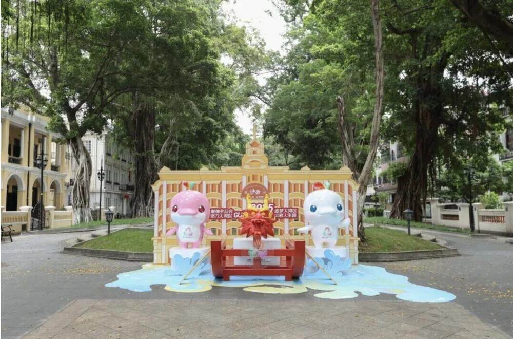  沙面的龙竞珠江