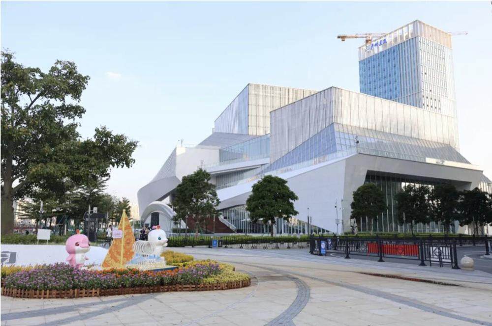  白鹅潭的艺帆竞发