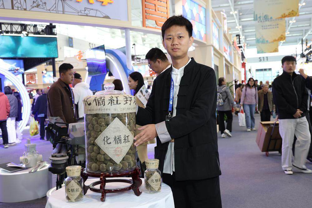  全国人大代表、化州市培林橘红种植专业合作社社长廖志略 主办方供图