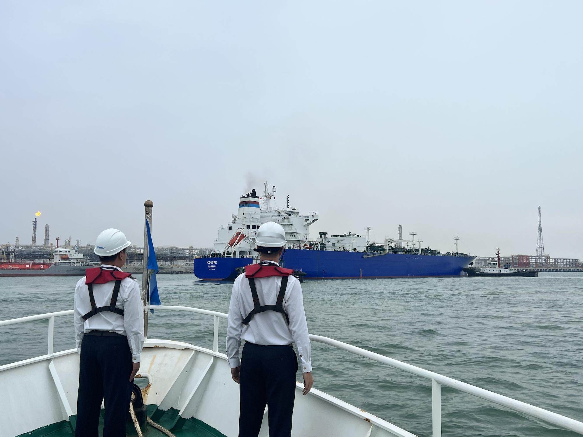 海事部门护航“美洲豹”轮安全进港。通讯员林耀涛供图