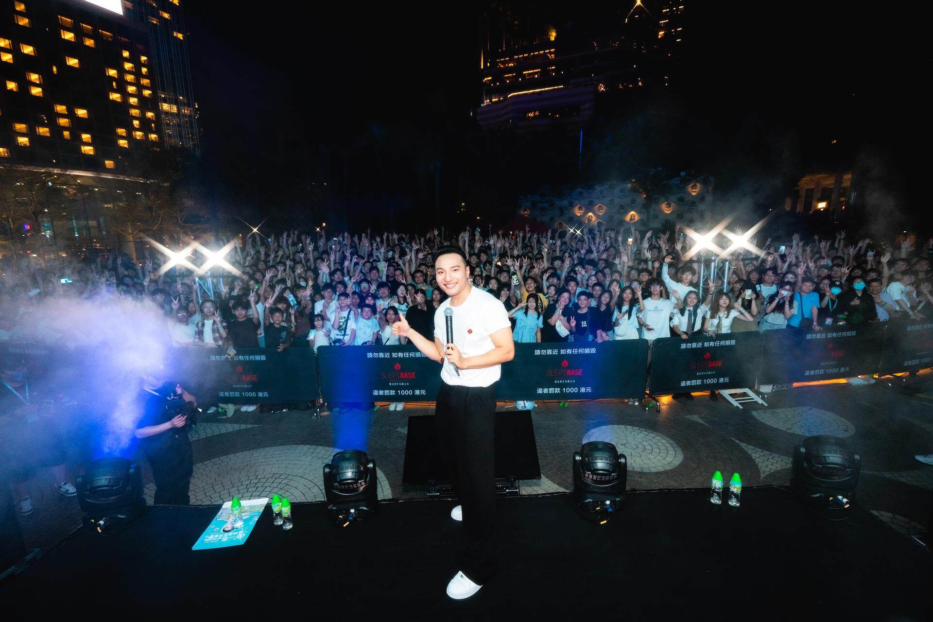 田一名在香港举办见面会  田一名在香港举办见面会