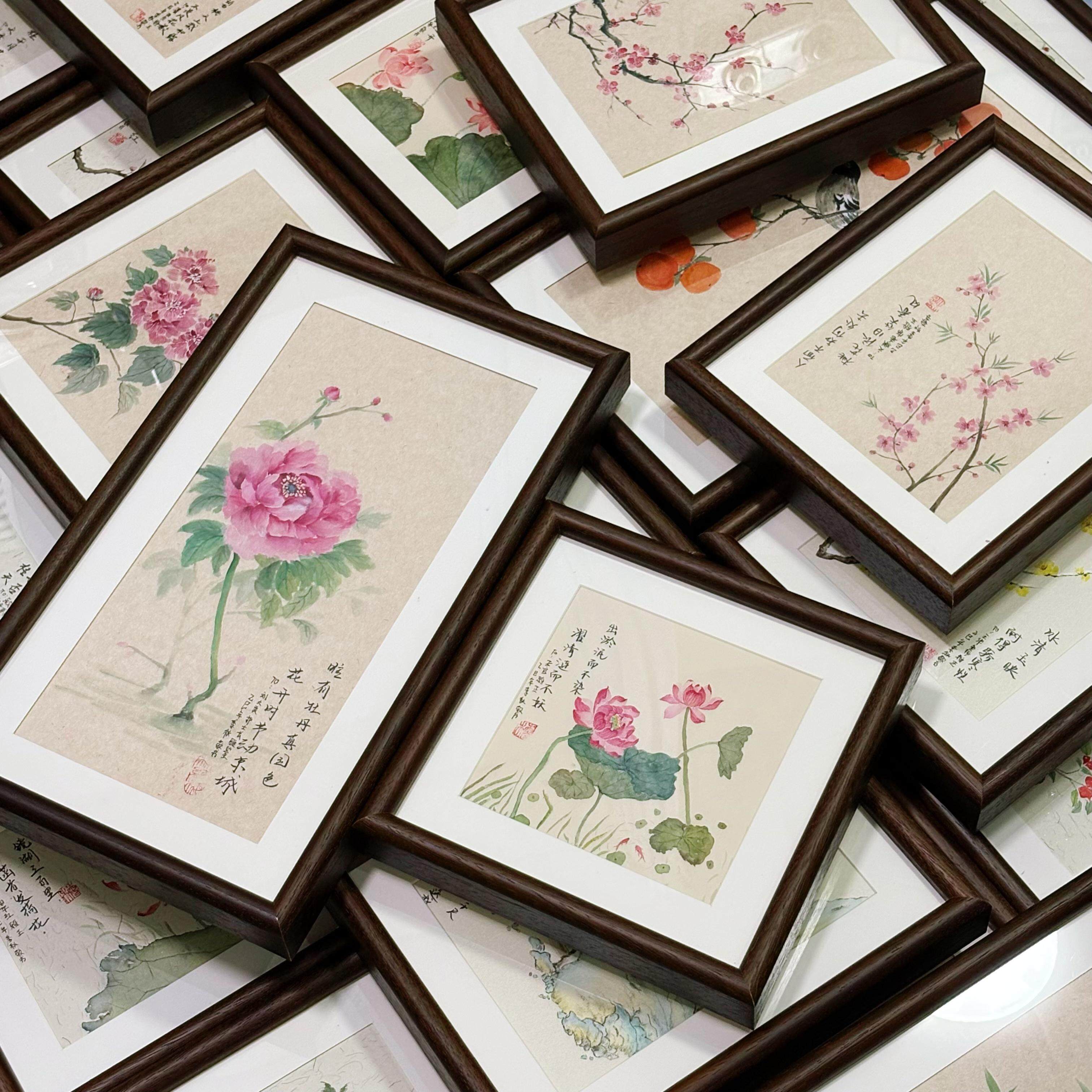 红梅送给医务工作者的画作