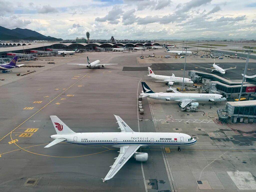 香港国际机场。 香港国际机场。