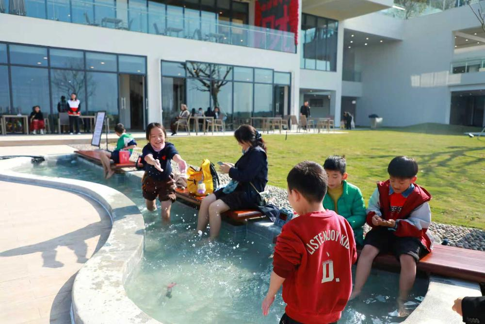 服务区公共足汤区