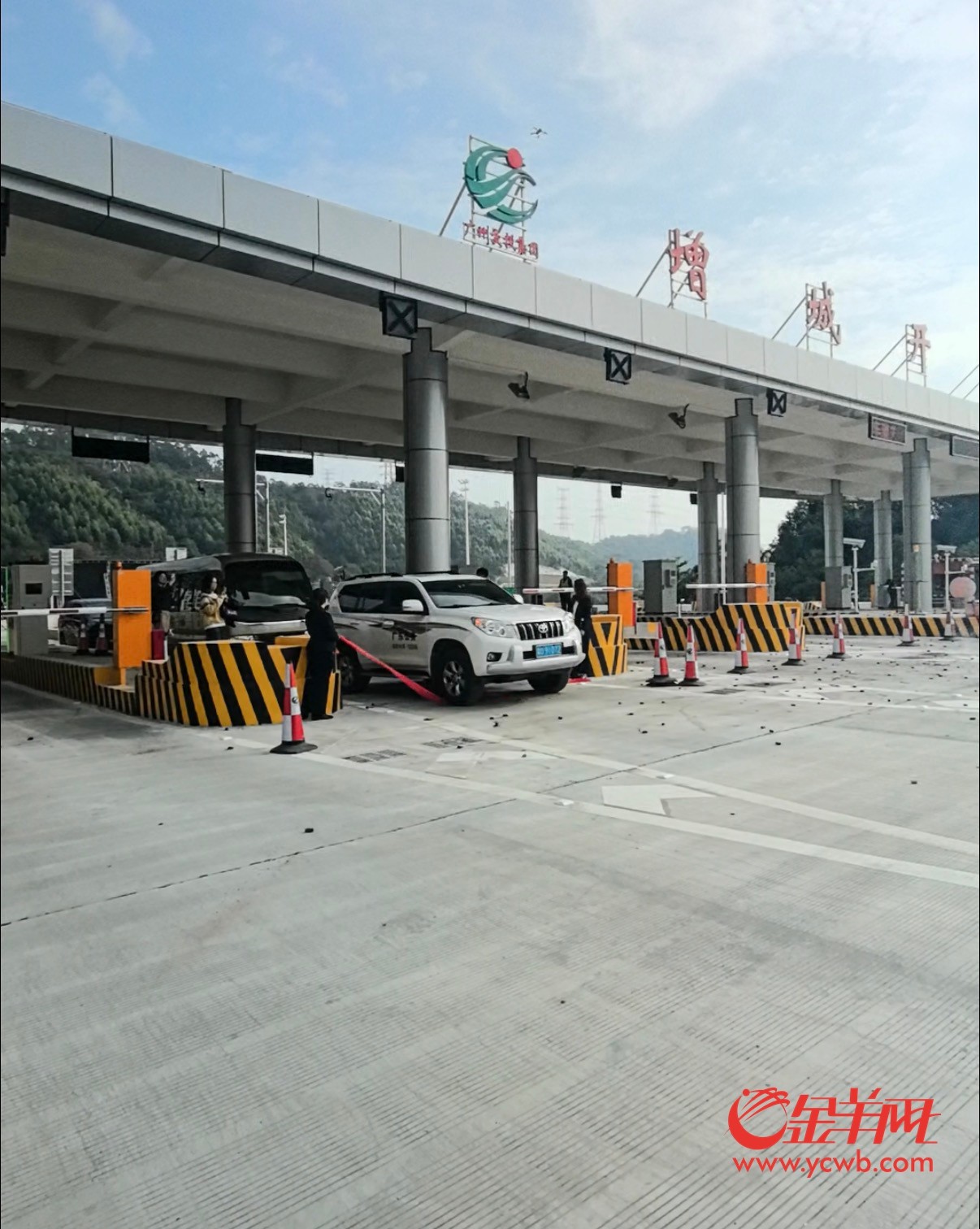 增天高速建成通车。羊城晚报记者 严艺文 摄 增天高速建成通车。羊城晚报记者 严艺文 摄