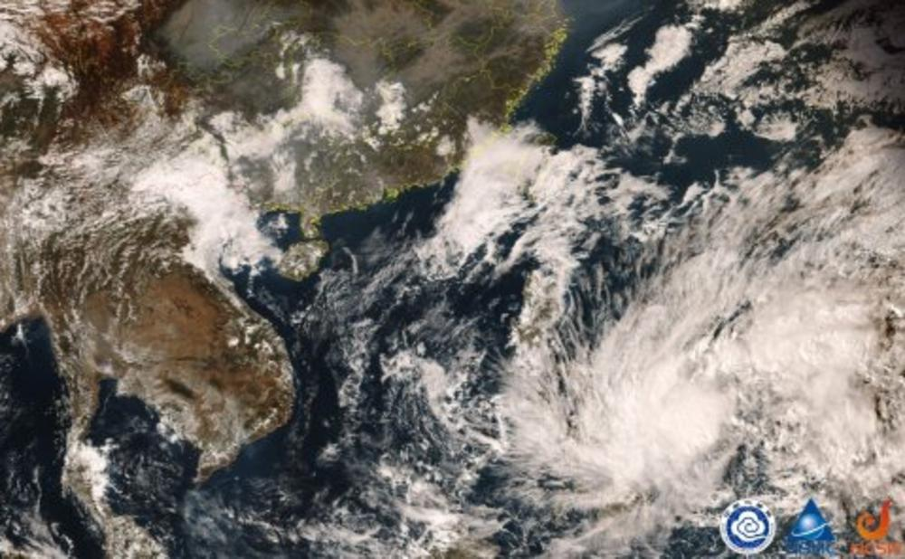  1月15日15时30分，台风“洛鞍”卫星云图。中央气象台官网截图