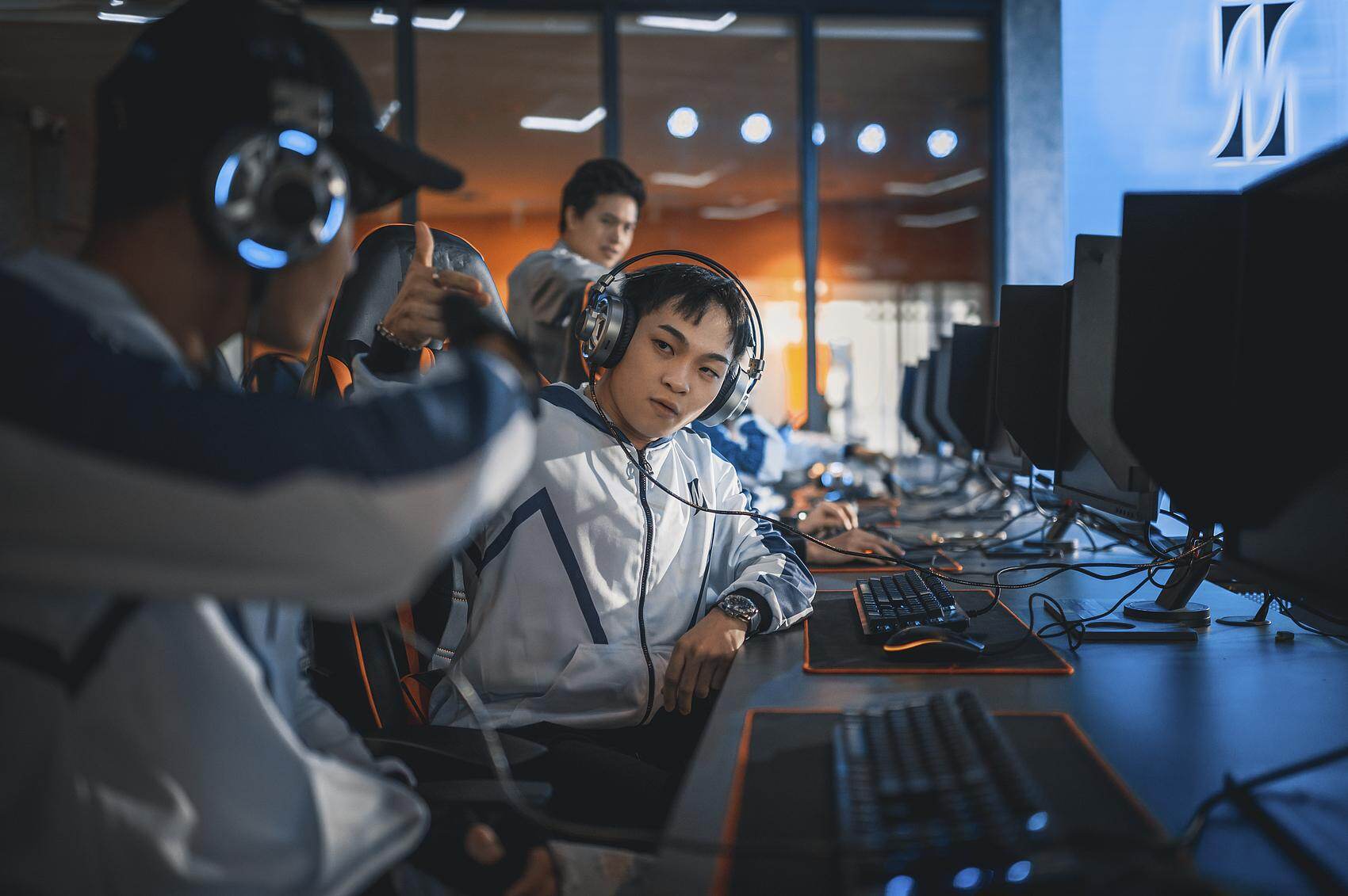  电竞对年轻人意味着什么？每个人有不同的答案
