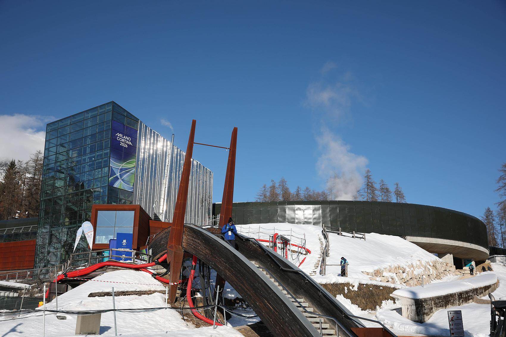  钢架雪车比赛地科尔蒂纳滑雪中心