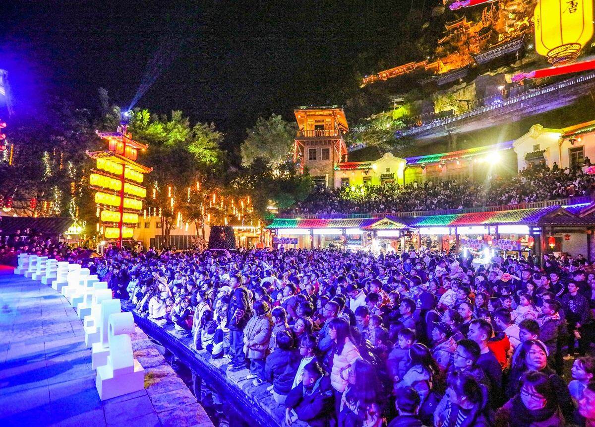  梅州舞台活动丰富