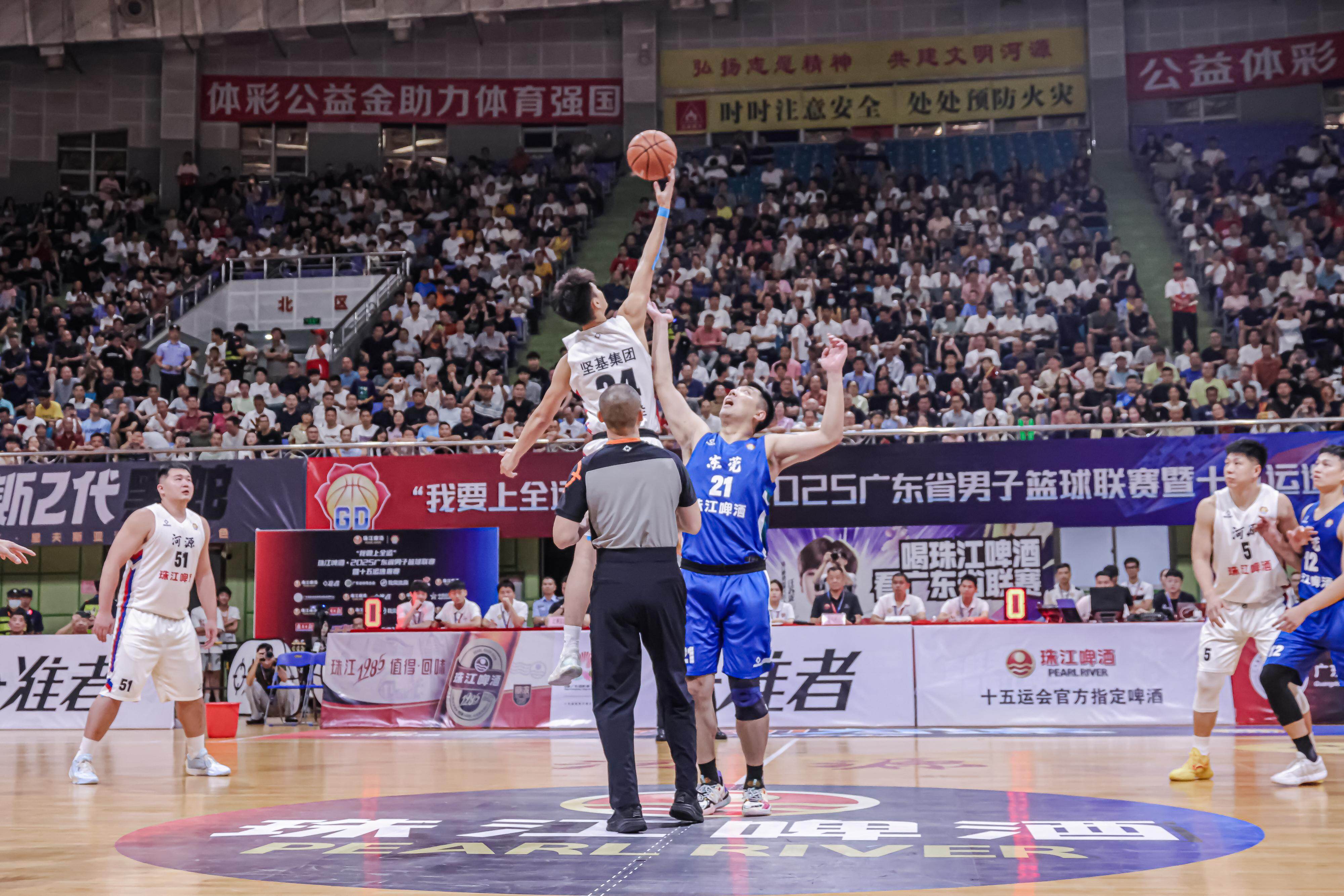 2025广东省男子篮球联赛决赛赛况 图/广东省篮球协会 2025广东省男子篮球联赛决赛赛况 图/广东省篮球协会
