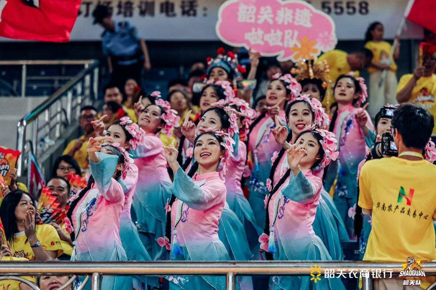  韶关非遗啦啦队