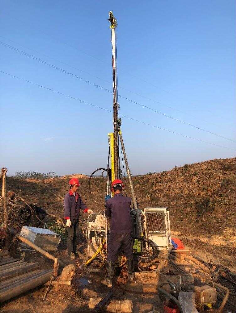 稀土矿机械岩心钻探施工现场